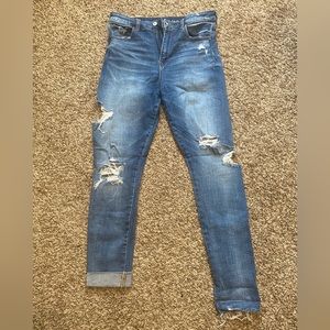 American Eagle ripped high rise jeans size 10